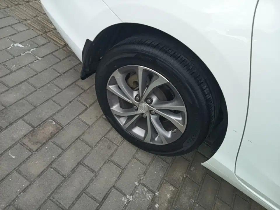 Buick Verano 2023 Pro Enjoyment Edition — миниатюра 10