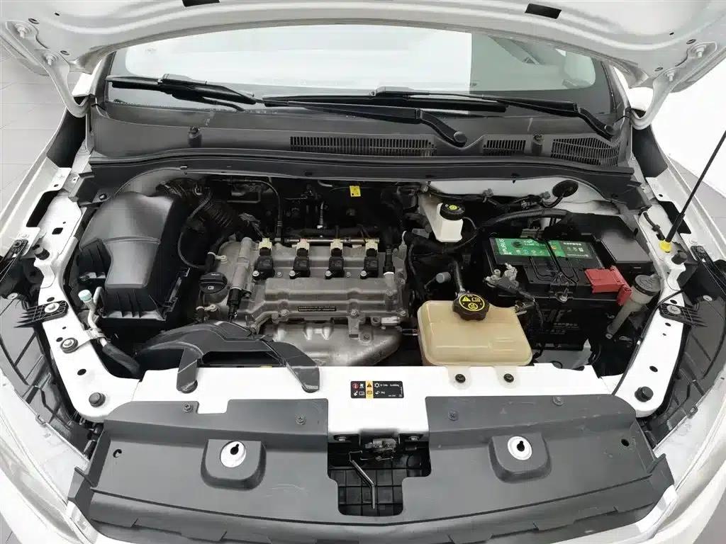 Chevrolet Aveo RV 2018 1.5L Automatic Comfort Edition — миниатюра 6