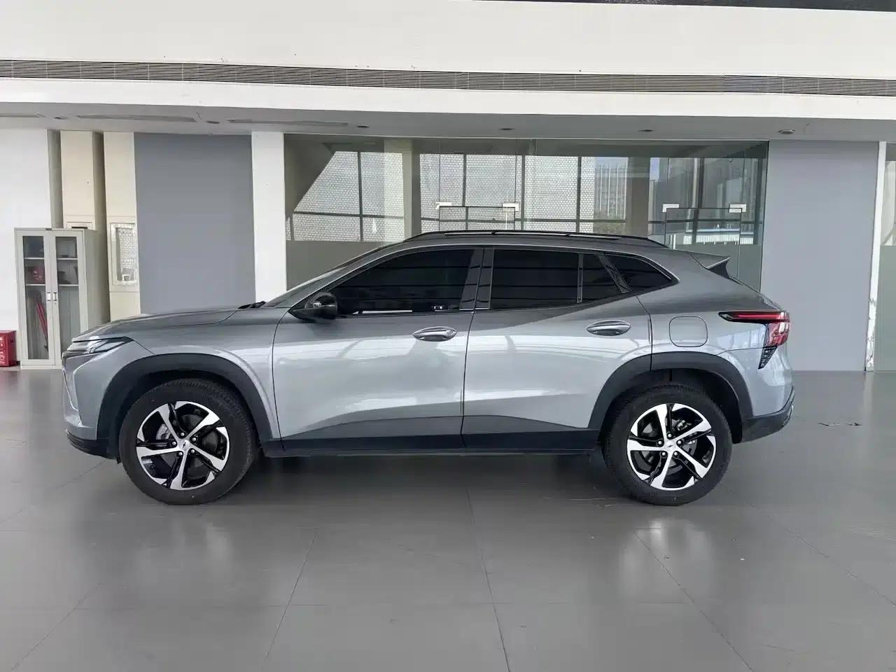 2022 Geely Xingmairo 1.5T CVT RS Bee Edition — миниатюра 3