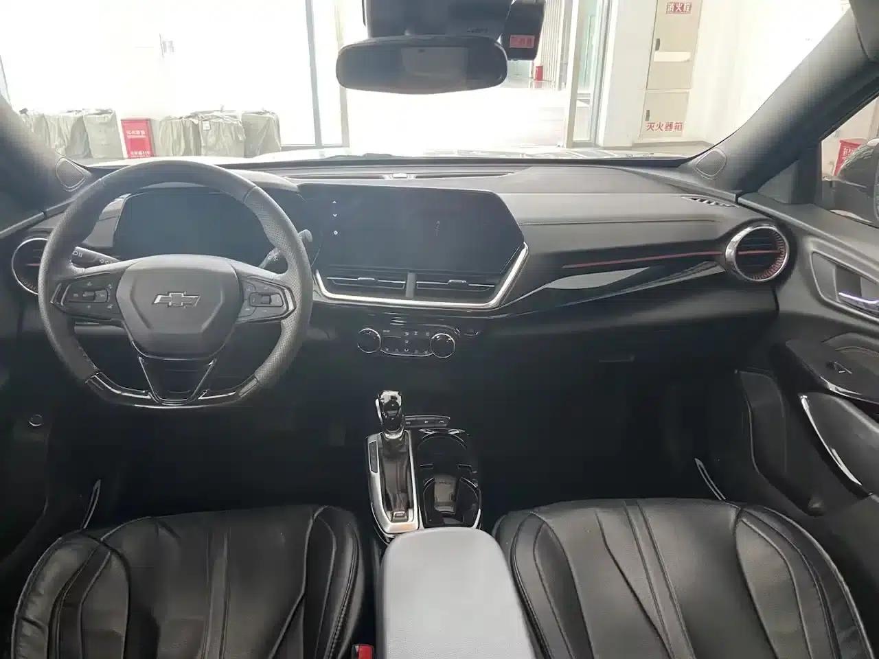 2022 Geely Xingmairo 1.5T CVT RS Bee Edition — миниатюра 7