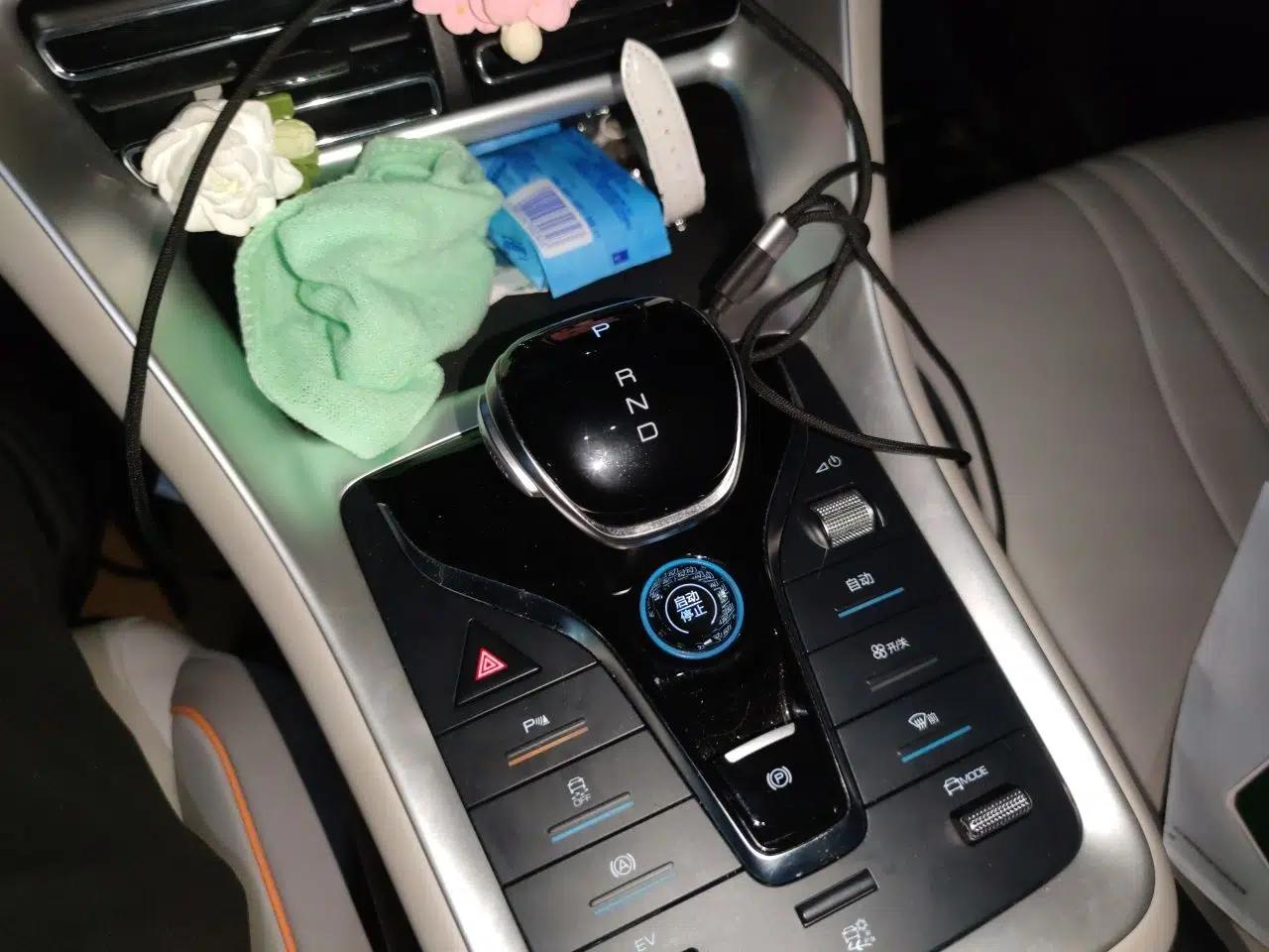 BYD Song Pro New Energy 2023 Champion Edition DM-i 110KM Beyond Model — миниатюра 15
