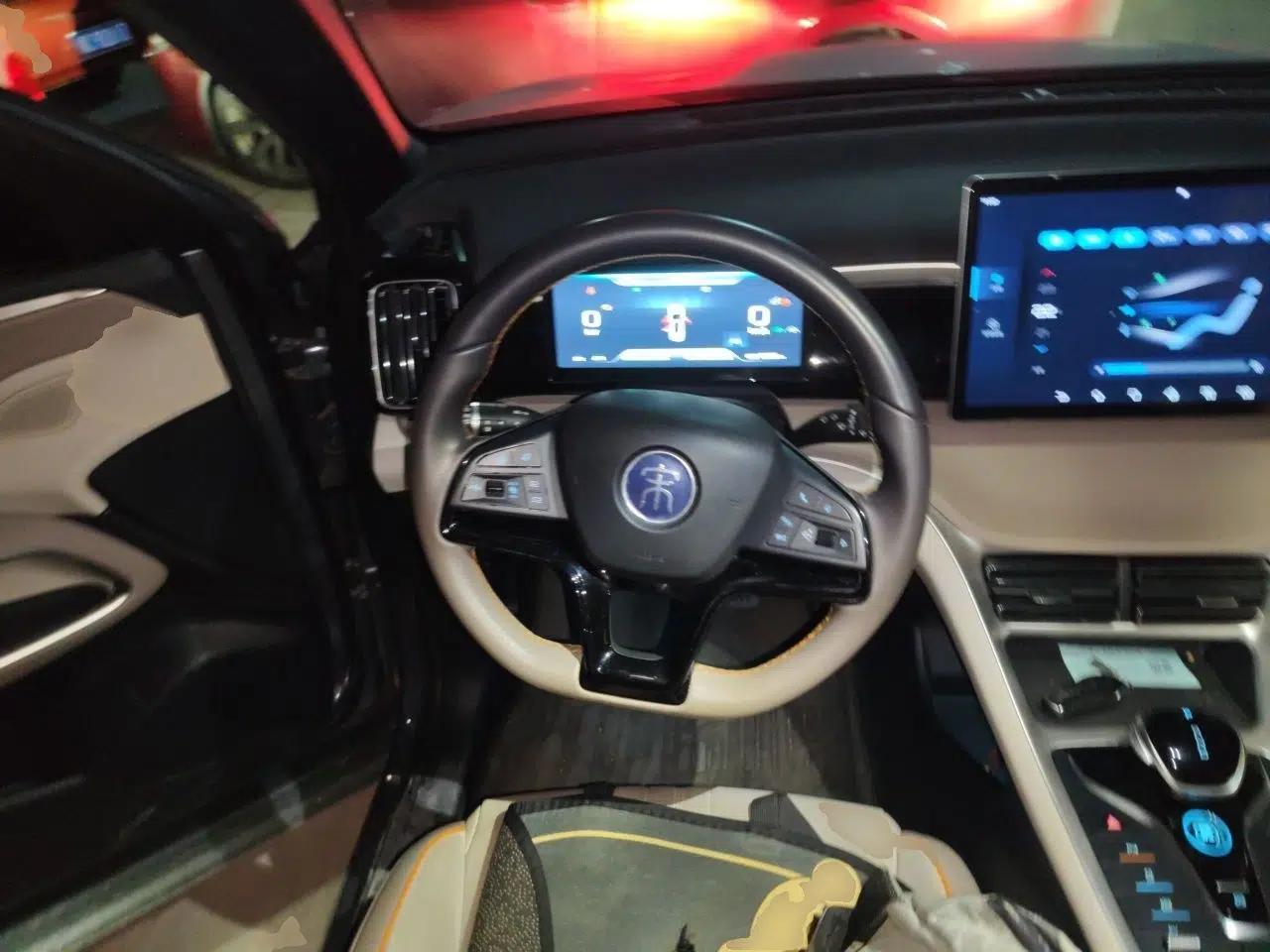 BYD Song Pro New Energy 2024 HONOR Edition DM-i 110KM Beyond Model — миниатюра 11