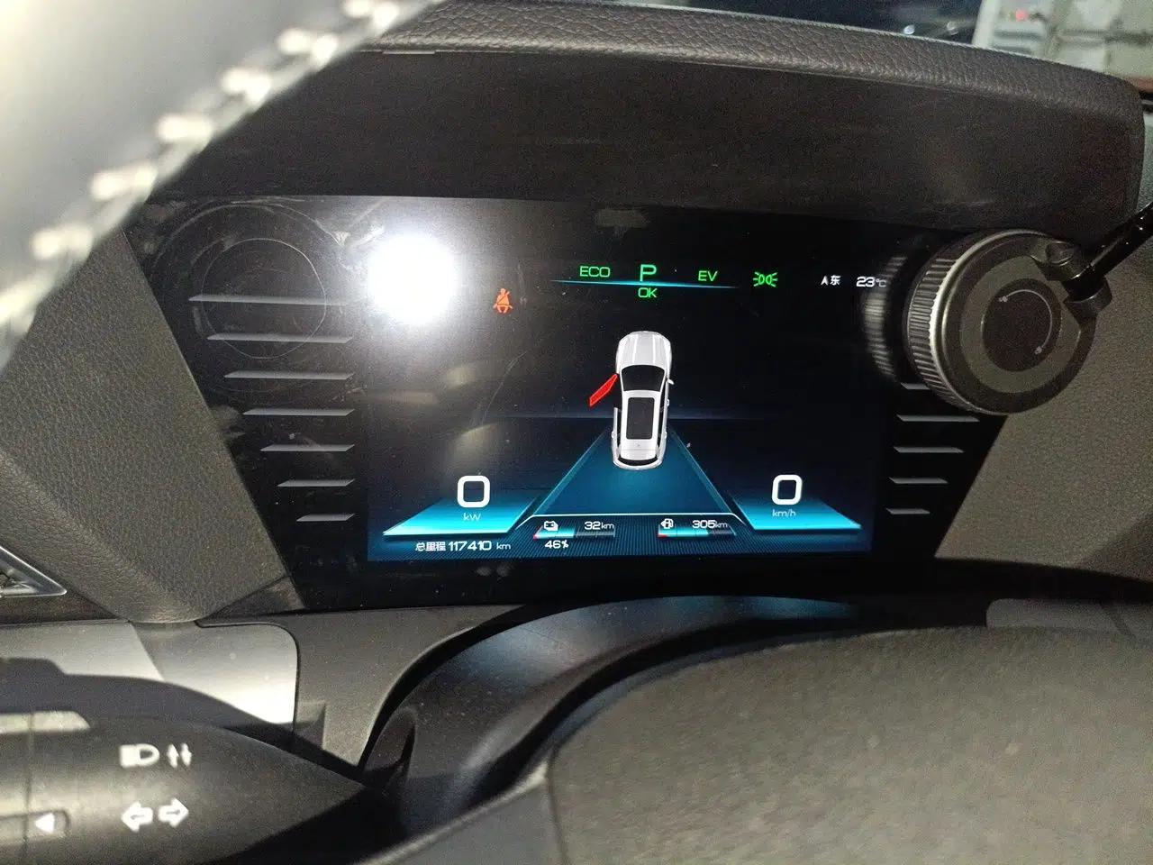 BYD Song Pro New Energy 2019 DM 1.5T Four-Wheel Drive Performance Edition Deluxe Model — миниатюра 12