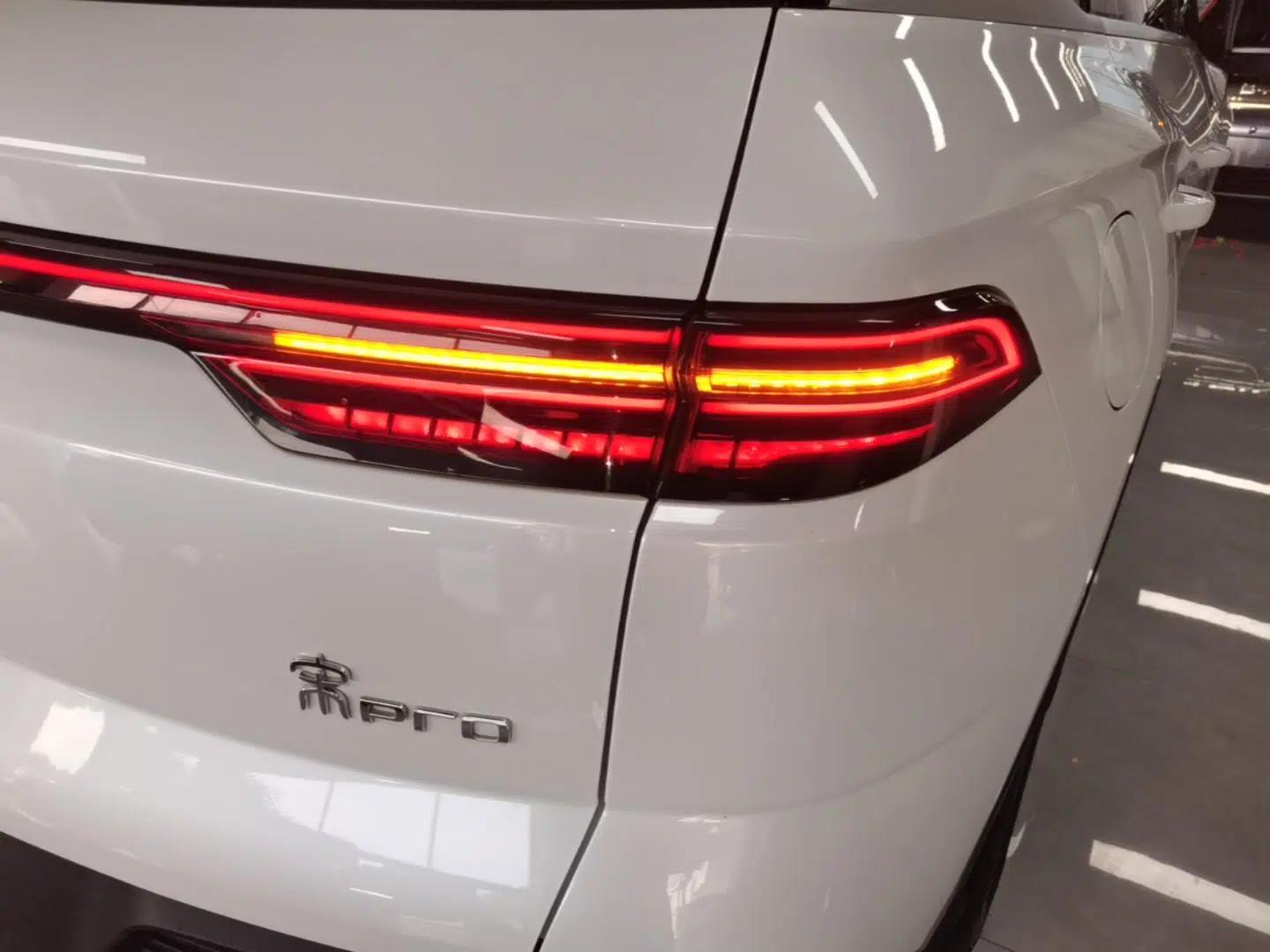 BYD Song Pro New Energy 2023 Champion Edition DM-i 71KM Leading Model — миниатюра 8