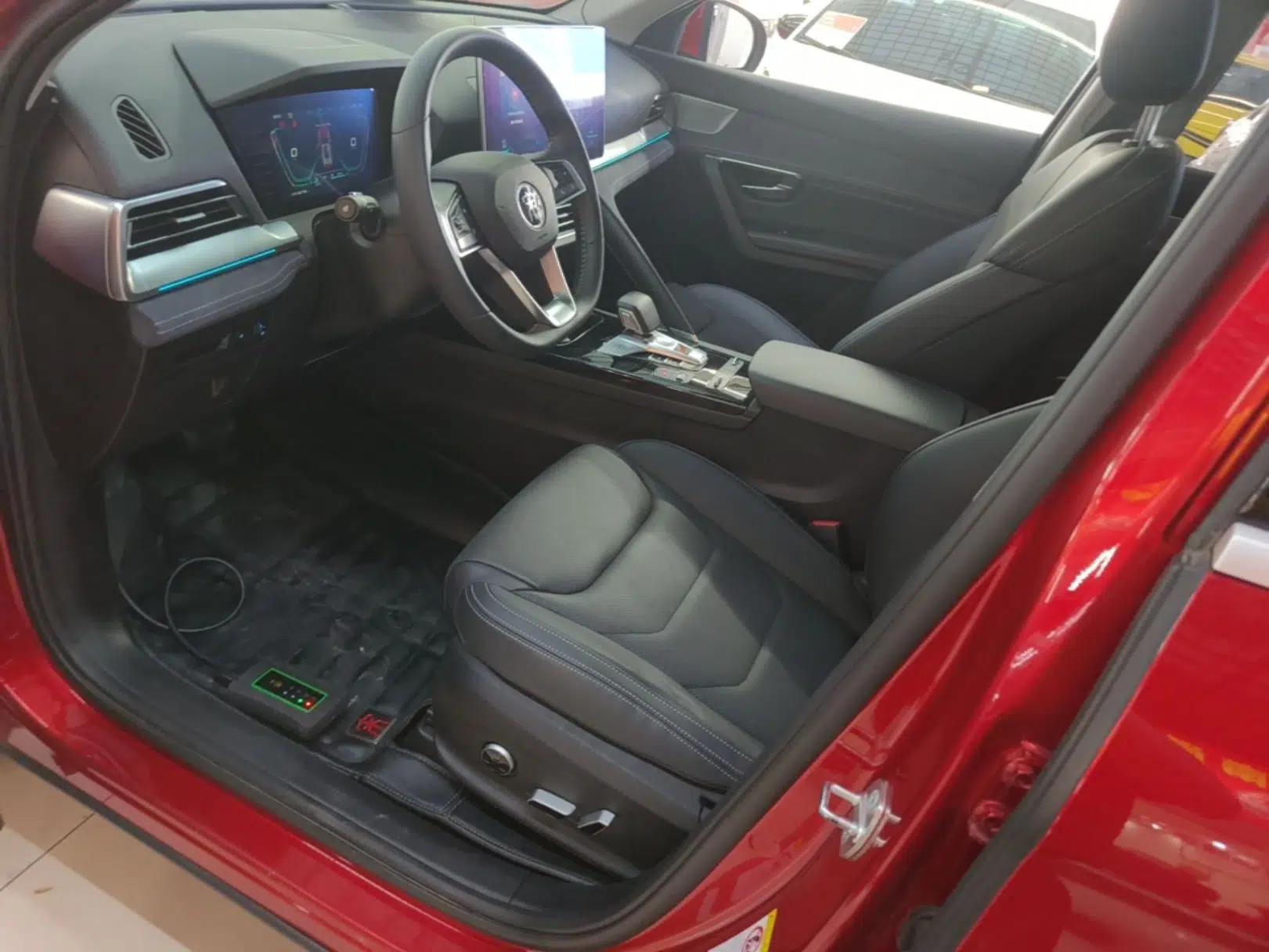 BYD Song Pro New Energy 2019 DM 1.5T Four-Wheel Drive Performance Edition Flagship Model — миниатюра 17
