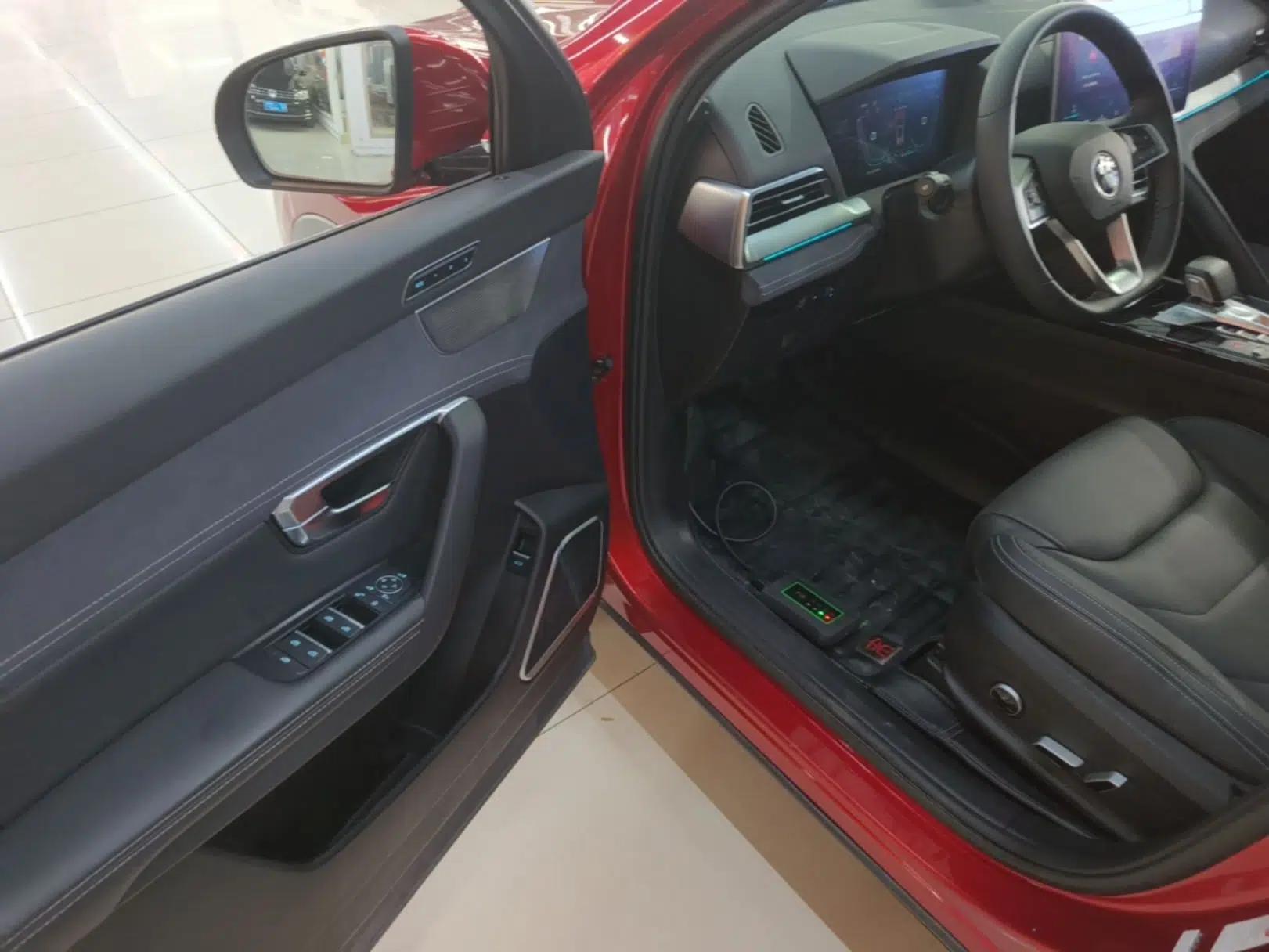 BYD Song Pro New Energy 2019 DM 1.5T Four-Wheel Drive Performance Edition Flagship Model — миниатюра 18