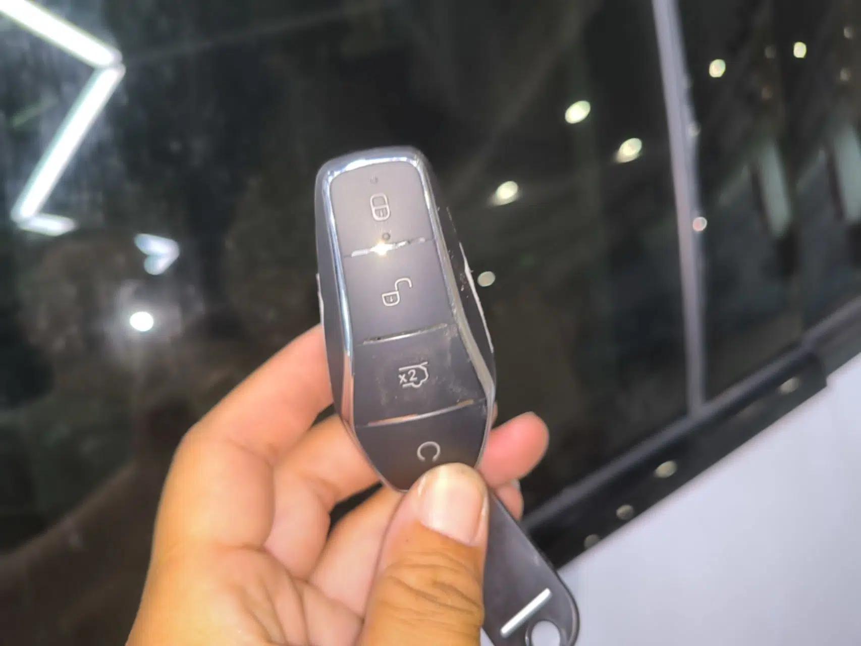 BYD Song Pro New Energy 2025 Second-Generation DM-i 75KM Leading Edition — миниатюра 12