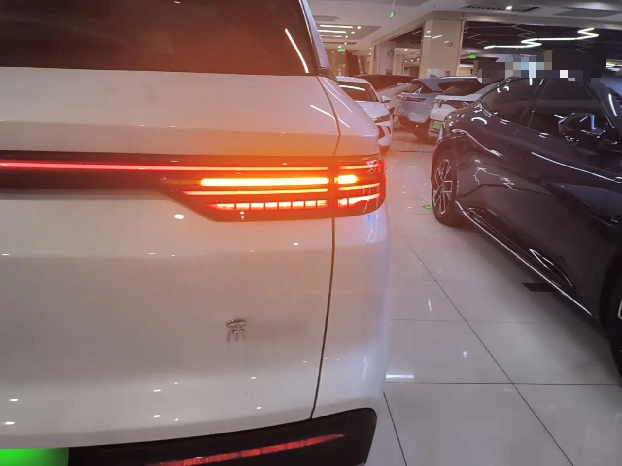 BYD Song Pro New Energy 2025 Second-Generation DM-i 75KM Leading Edition — миниатюра 7