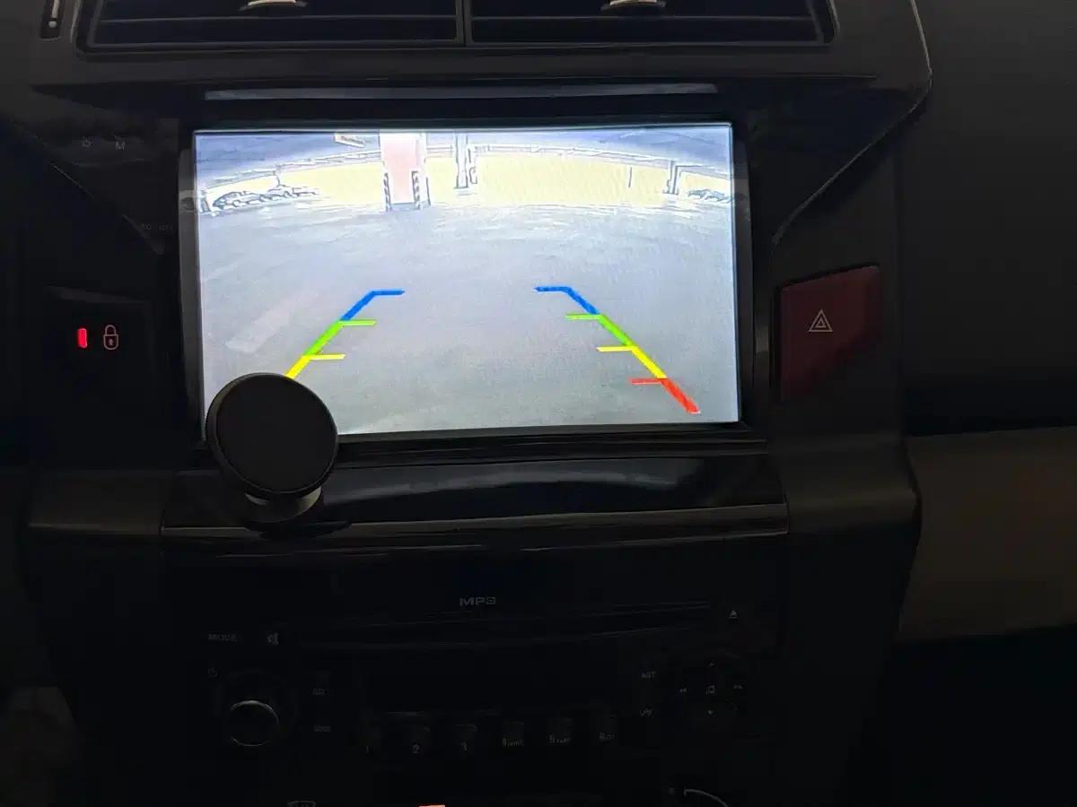 Citroën C4 2014 1.6L Manual In-Car Connectivity Edition — миниатюра 7