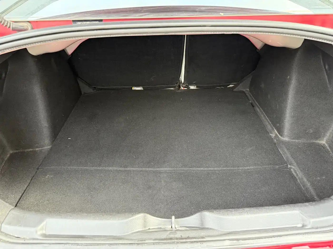 Citroën C4 2014 1.6L Manual In-Car Connectivity Edition — миниатюра 10