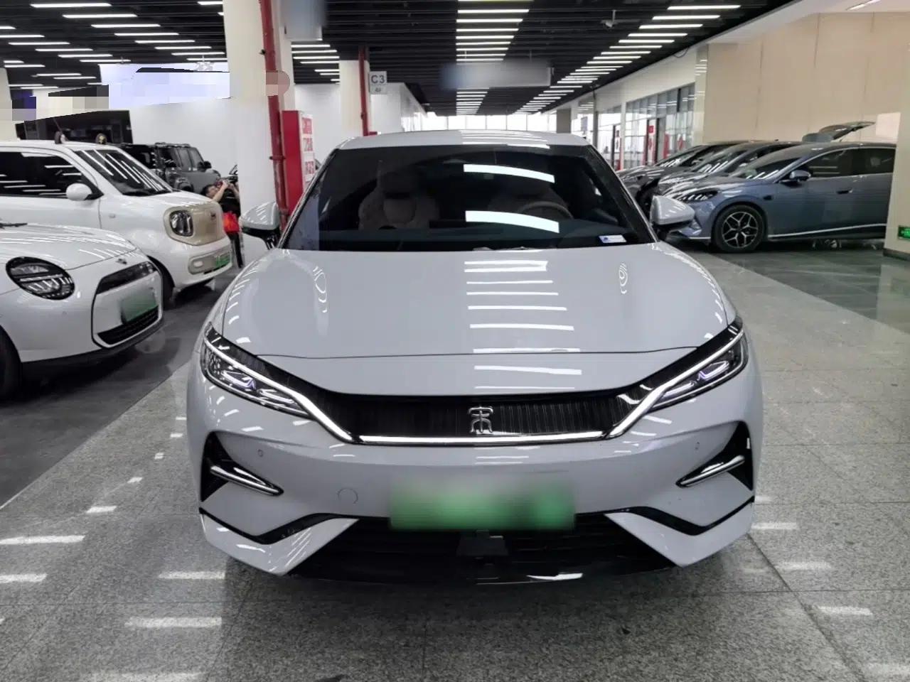 BYD Song L EV 2025 550 km Excellence Version — миниатюра 2