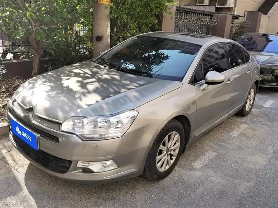 Citroën C5 2012 2.0L Automatic Premium Edition — миниатюра 1