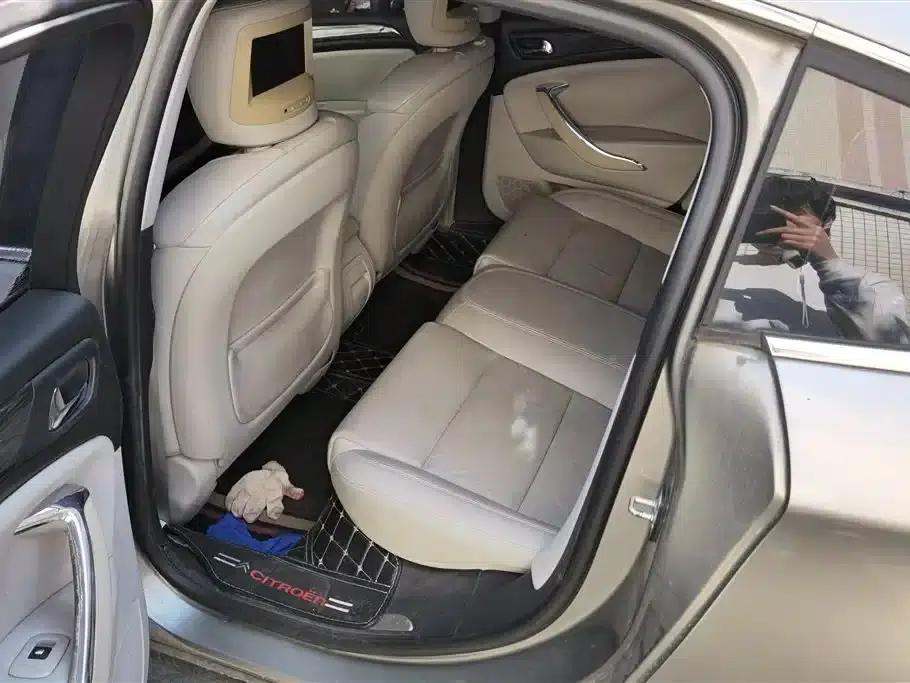 Citroën C5 2012 2.0L Automatic Premium Edition — миниатюра 11