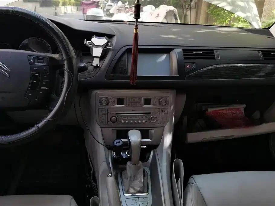 Citroën C5 2012 2.0L Automatic Premium Edition — миниатюра 13