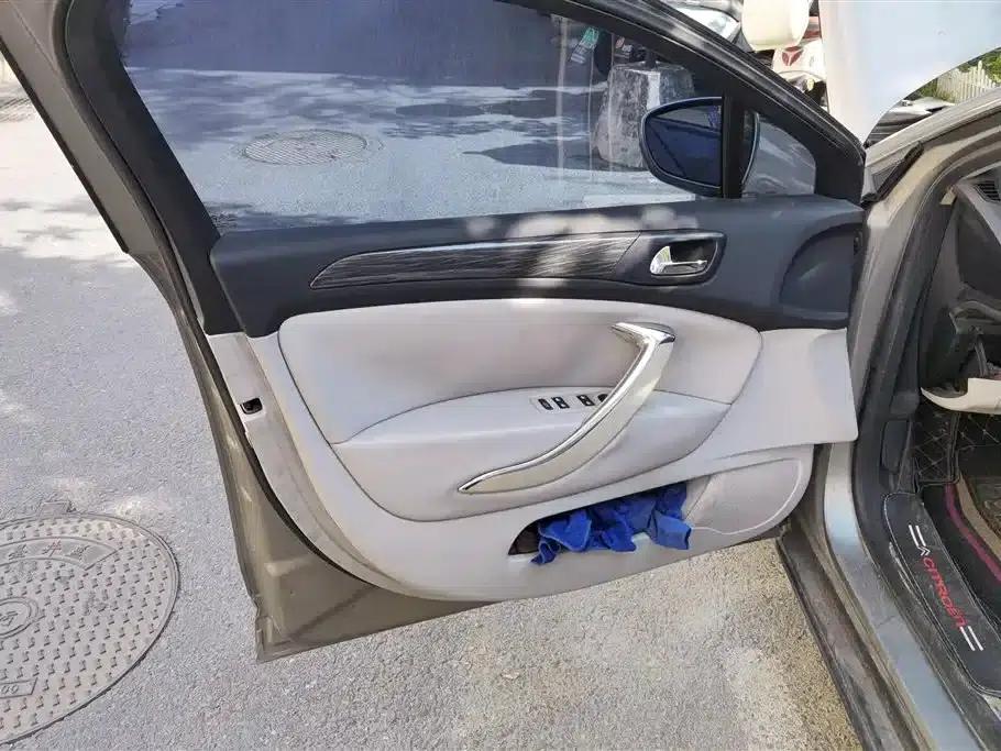 Citroën C5 2012 2.0L Automatic Premium Edition — миниатюра 7