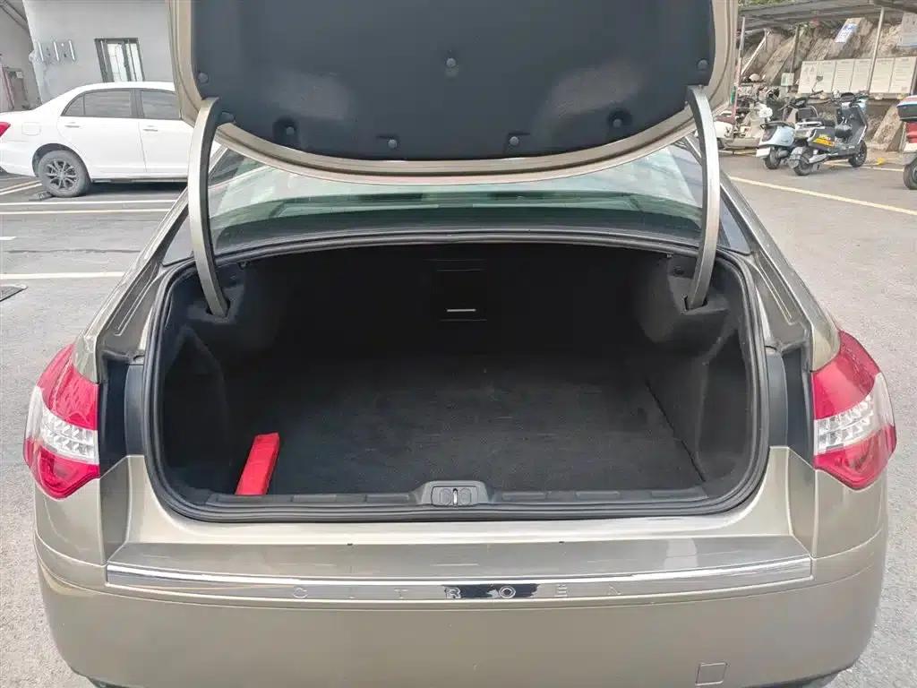Citroën C5 2013 2.0L Automatic Premium Edition — миниатюра 15