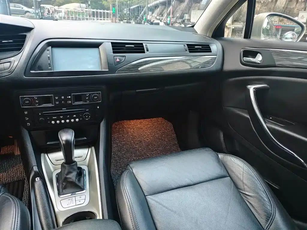 Citroën C5 2013 2.0L Automatic Premium Edition — миниатюра 10