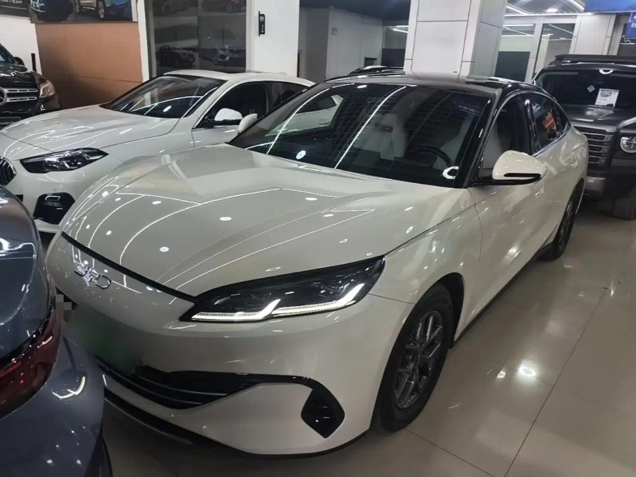 BYD Seal 06 New Energy 2024 DM-i 80KM Luxury Model — миниатюра 1