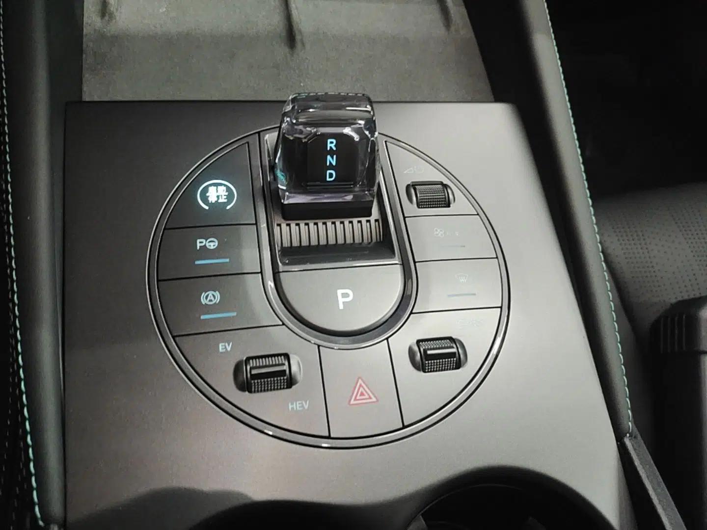BYD Seal 06 New Energy 2025 DM-i Smart Drive 120KM Deluxe Model — миниатюра 17
