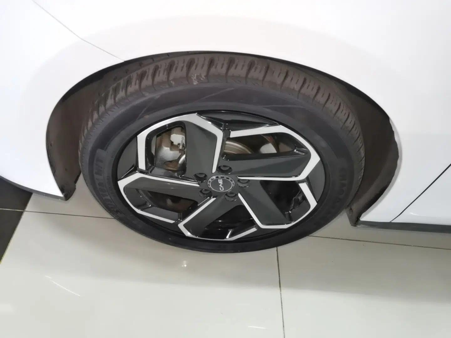 BYD Seal 06 New Energy 2024 DM-i 120KM Flagship Model — миниатюра 8
