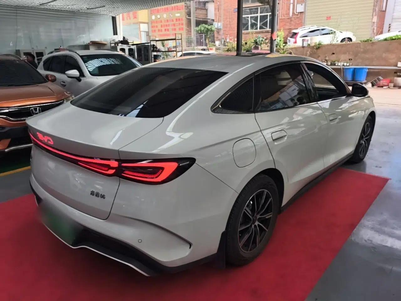 BYD Seal 06 New Energy 2024 DM-i 120KM Prestige Model — миниатюра 6