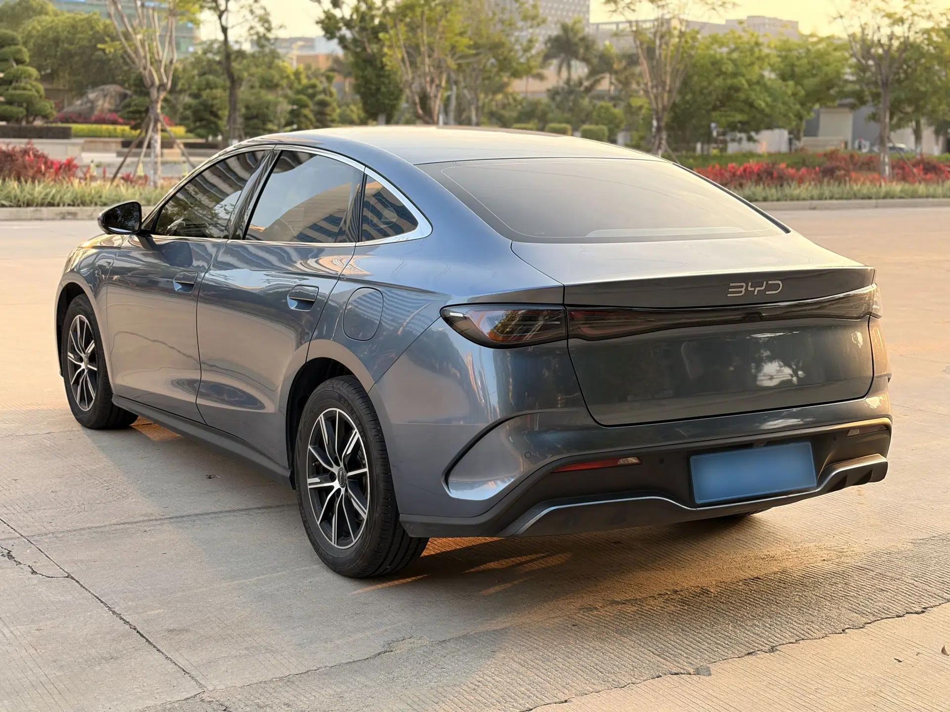 BYD Seal 06 New Energy 2024 DM-i 80KM Prestige Model — миниатюра 4