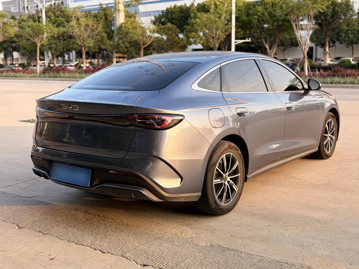 BYD Seal 06 New Energy 2024 DM-i 80KM Prestige Model — миниатюра 6