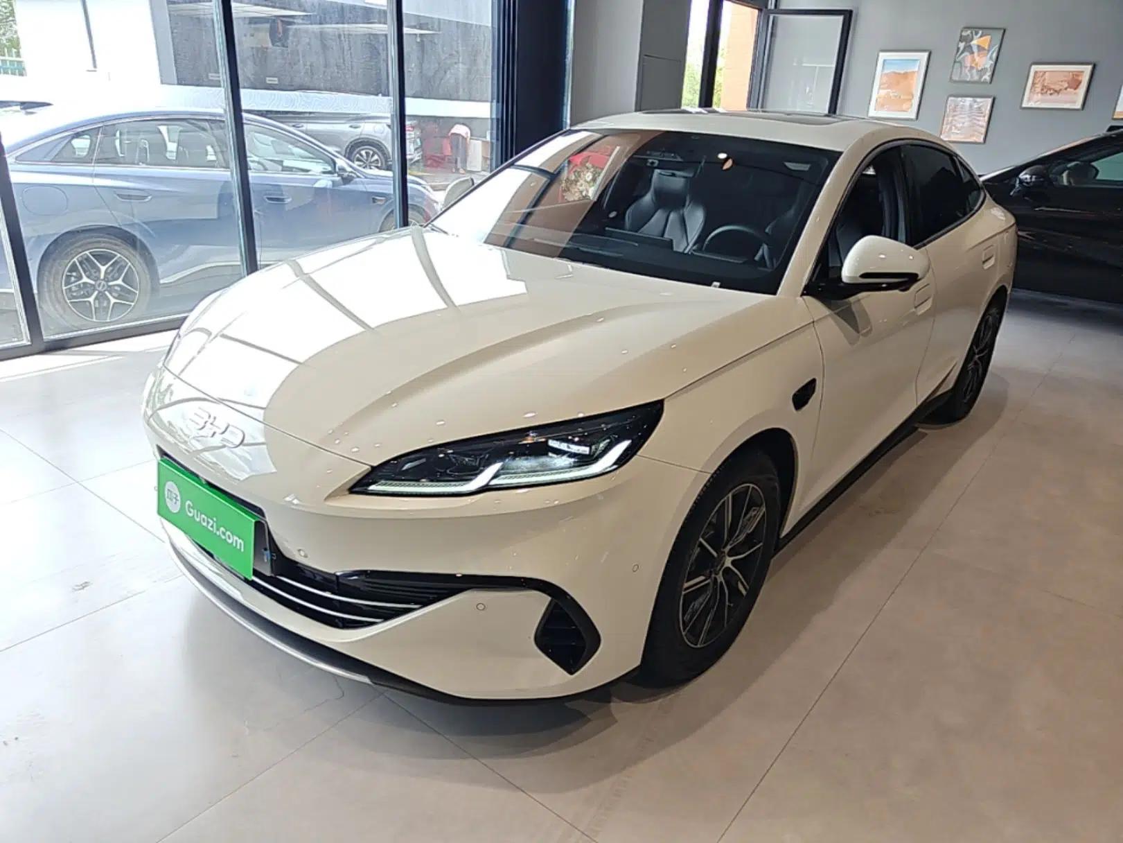 BYD Seal 06 New Energy 2025 DM-i Smart Drive 120KM Deluxe Model — миниатюра 1