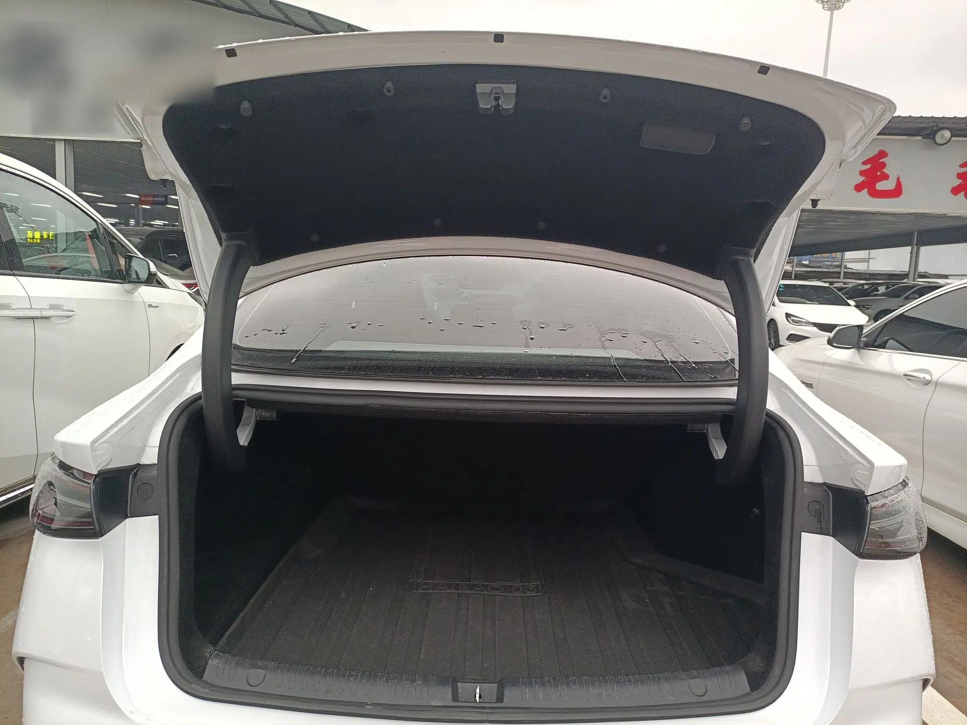 BYD Seal 06 New Energy 2024 DM-i 120KM Prestige Model — миниатюра 22