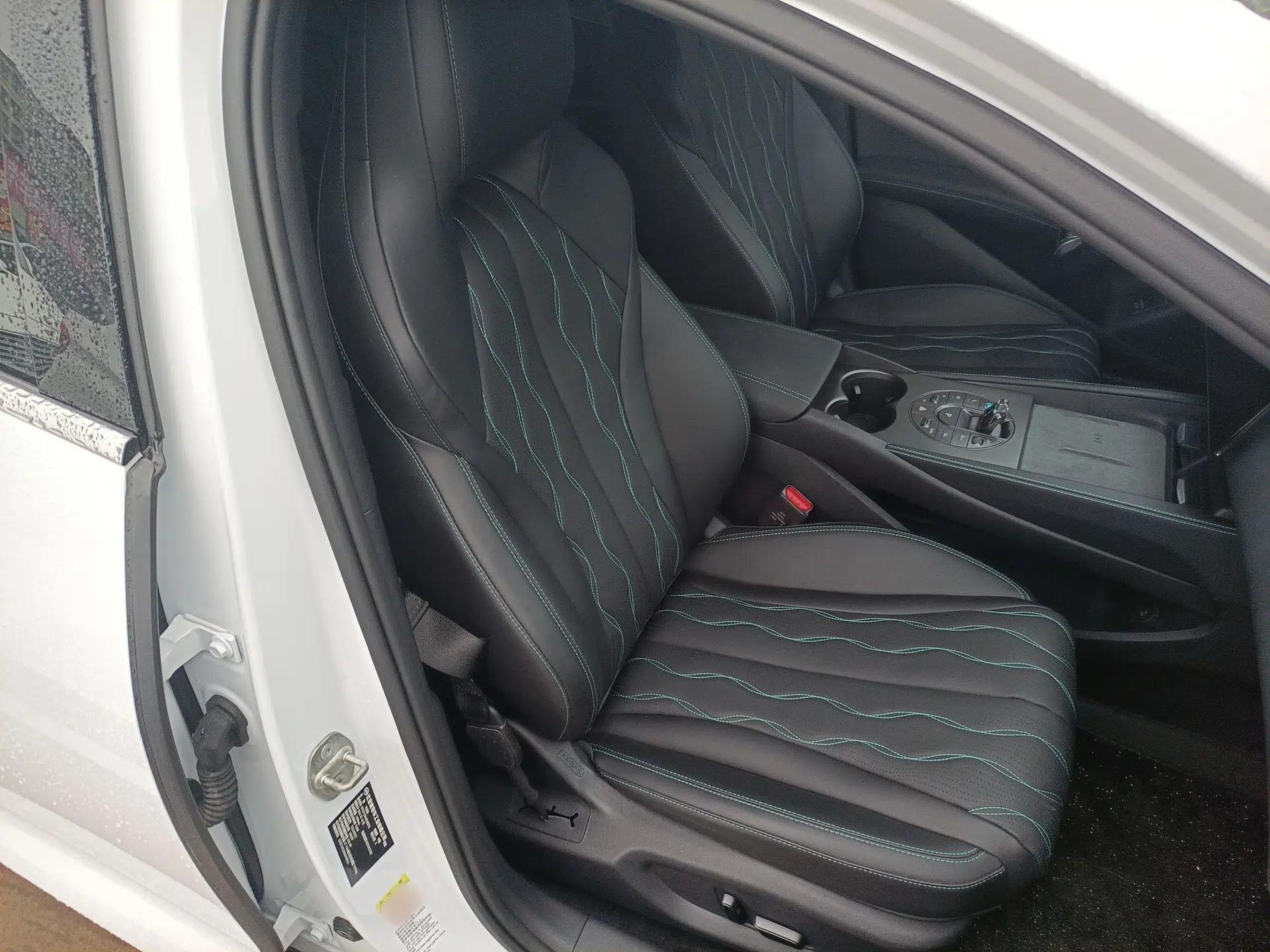 BYD Seal 06 New Energy 2024 DM-i 120KM Prestige Model — миниатюра 23