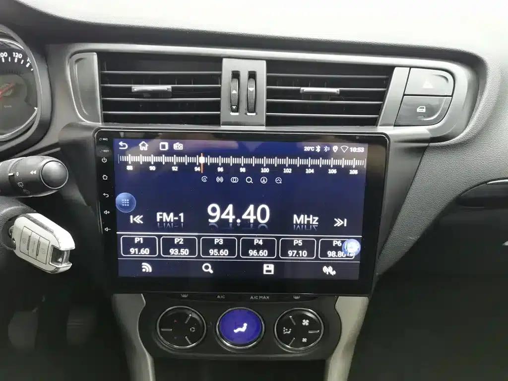 Citroën C3-XR 2015 1.6L Manual Pioneer Edition — миниатюра 12