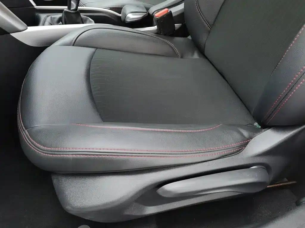 Citroën C3-XR 2015 1.6L Manual Pioneer Edition — миниатюра 20