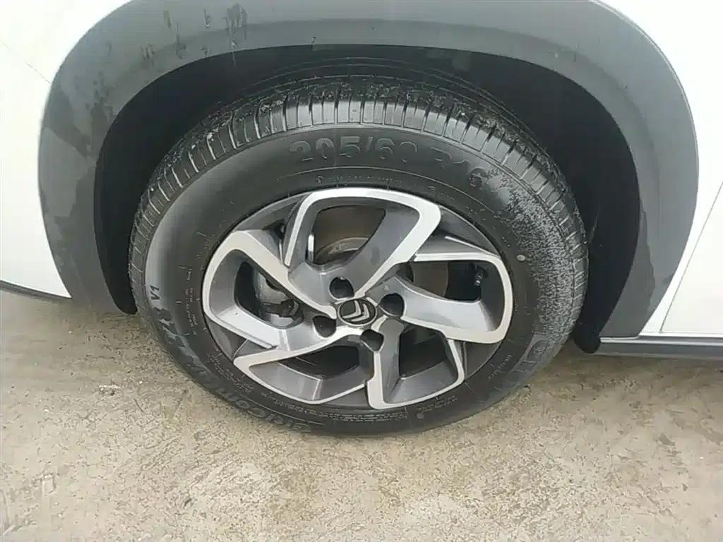 Citroën C3-XR 2021 190THP DCT Premium Edition — миниатюра 23