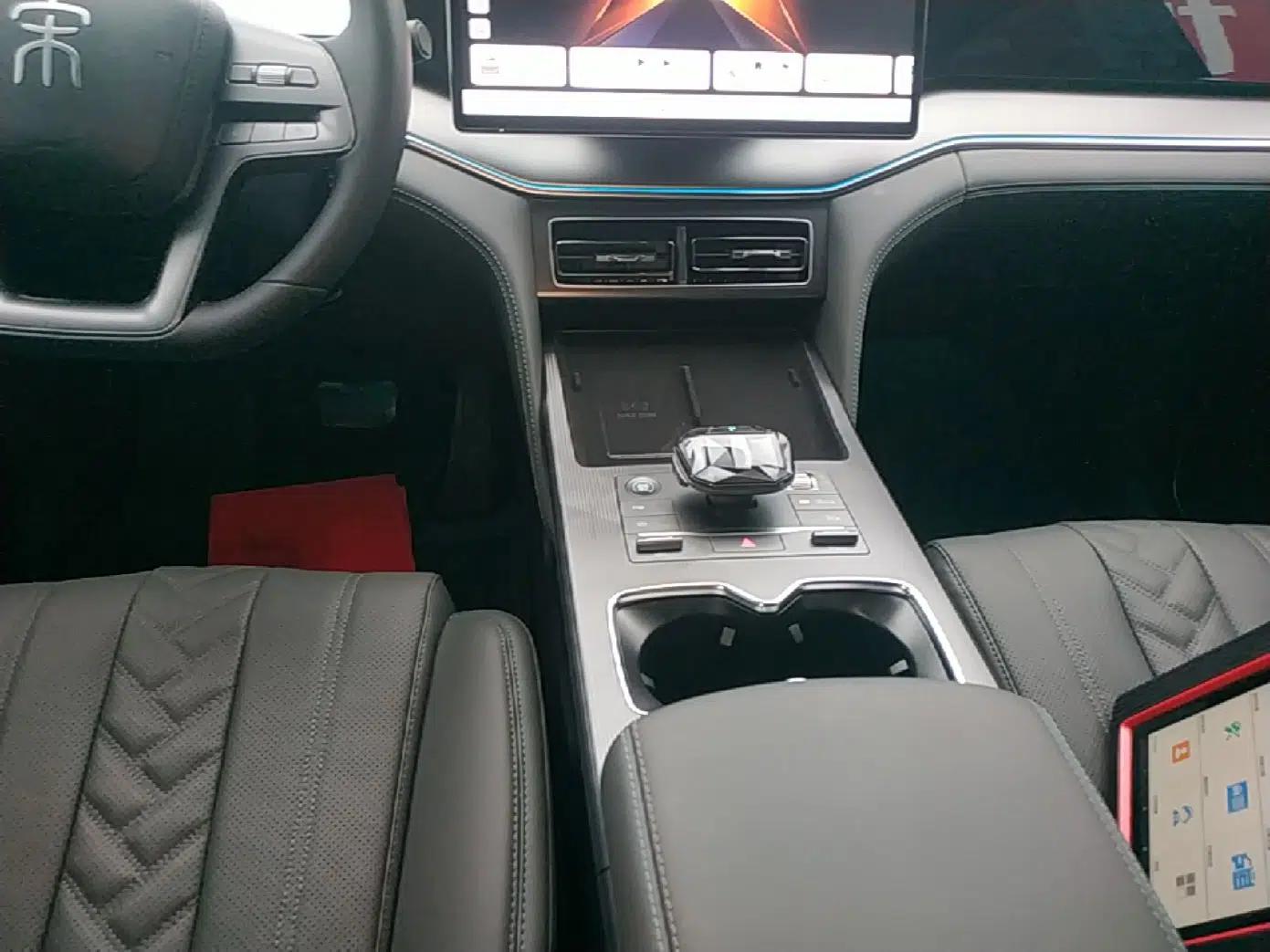 BYD Song L DM-i 2025 Intelligent Driving Version 112 km Beyond-Range Type — миниатюра 17