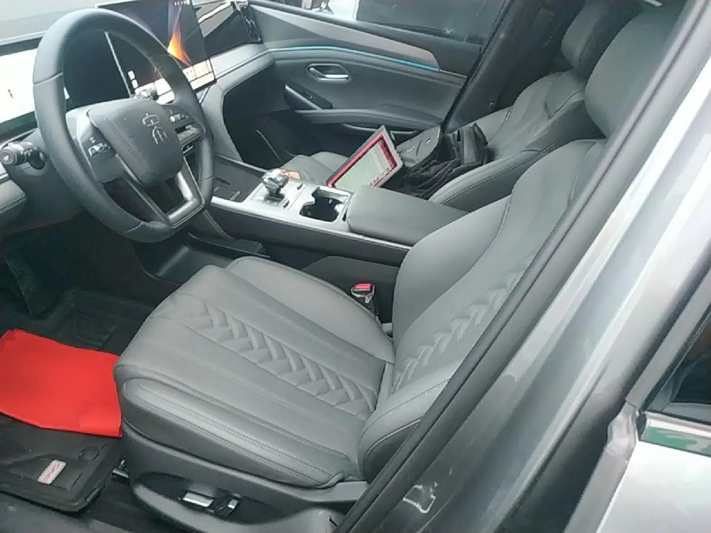 BYD Song L DM-i 2025 Intelligent Driving Version 112 km Beyond-Range Type — миниатюра 18
