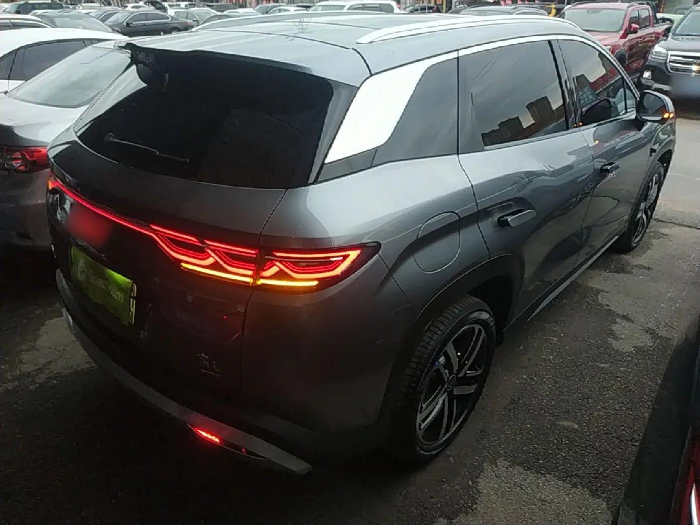 BYD Song L DM-i 2025 Intelligent Driving Version 112 km Beyond-Range Type — миниатюра 6