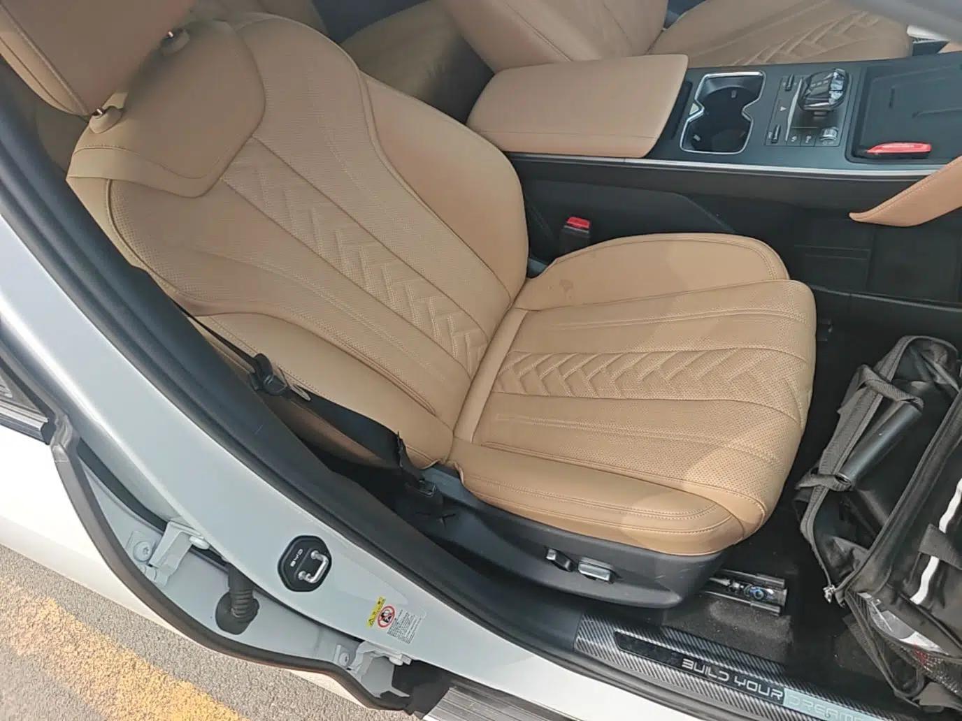 BYD Song L DM-i 2024 112 km Beyond Edition — миниатюра 23