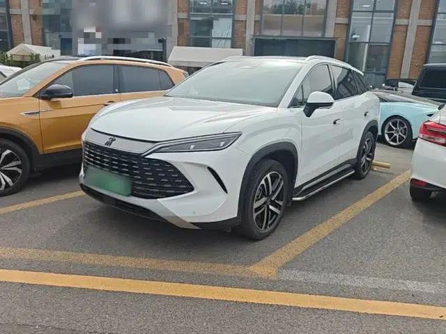 BYD Song L DM-i 2024 112 km Beyond Edition