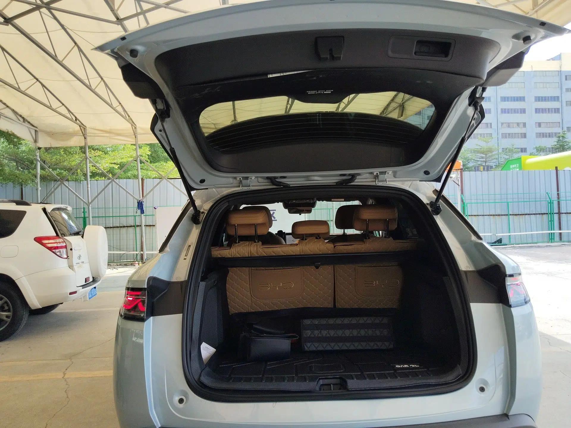 BYD Song L DM-i 2025 Intelligent Driving Version 112 km Leading Trim — миниатюра 22