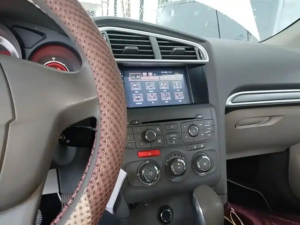 Citroën C4L 2015 1.8L Automatic Leading Edition — миниатюра 13