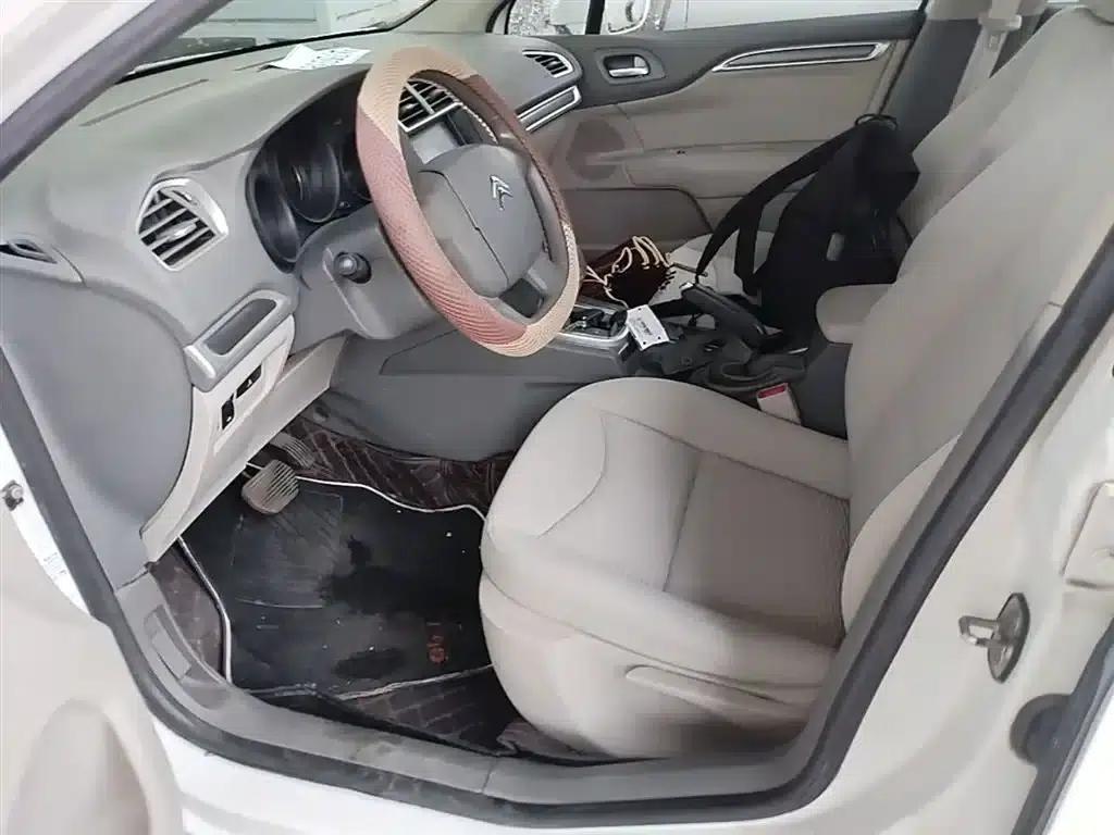 Citroën C4L 2015 1.8L Automatic Leading Edition — миниатюра 15