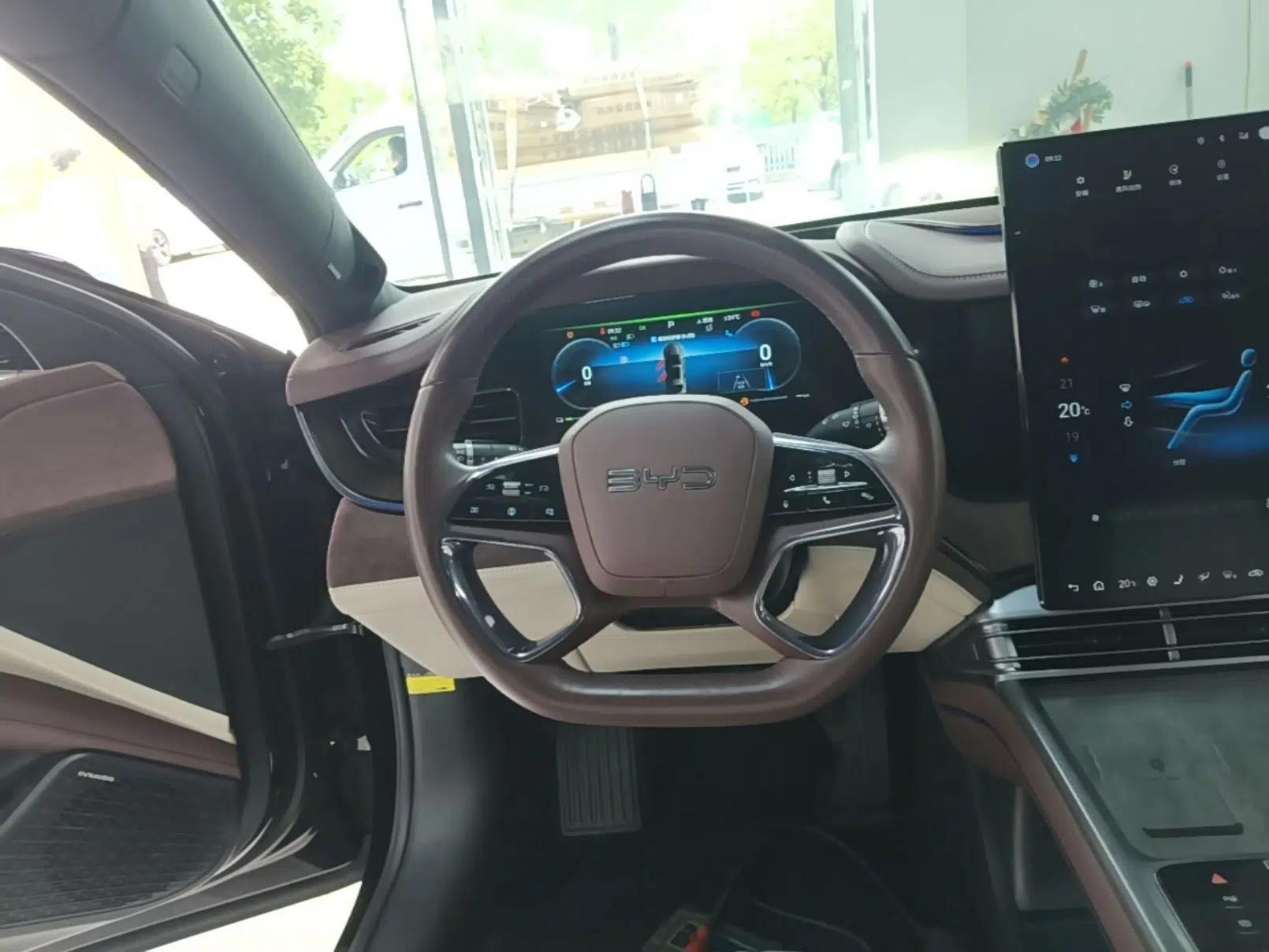BYD Seal 2023 DM-i 1.5T 121km Flagship Model — миниатюра 14