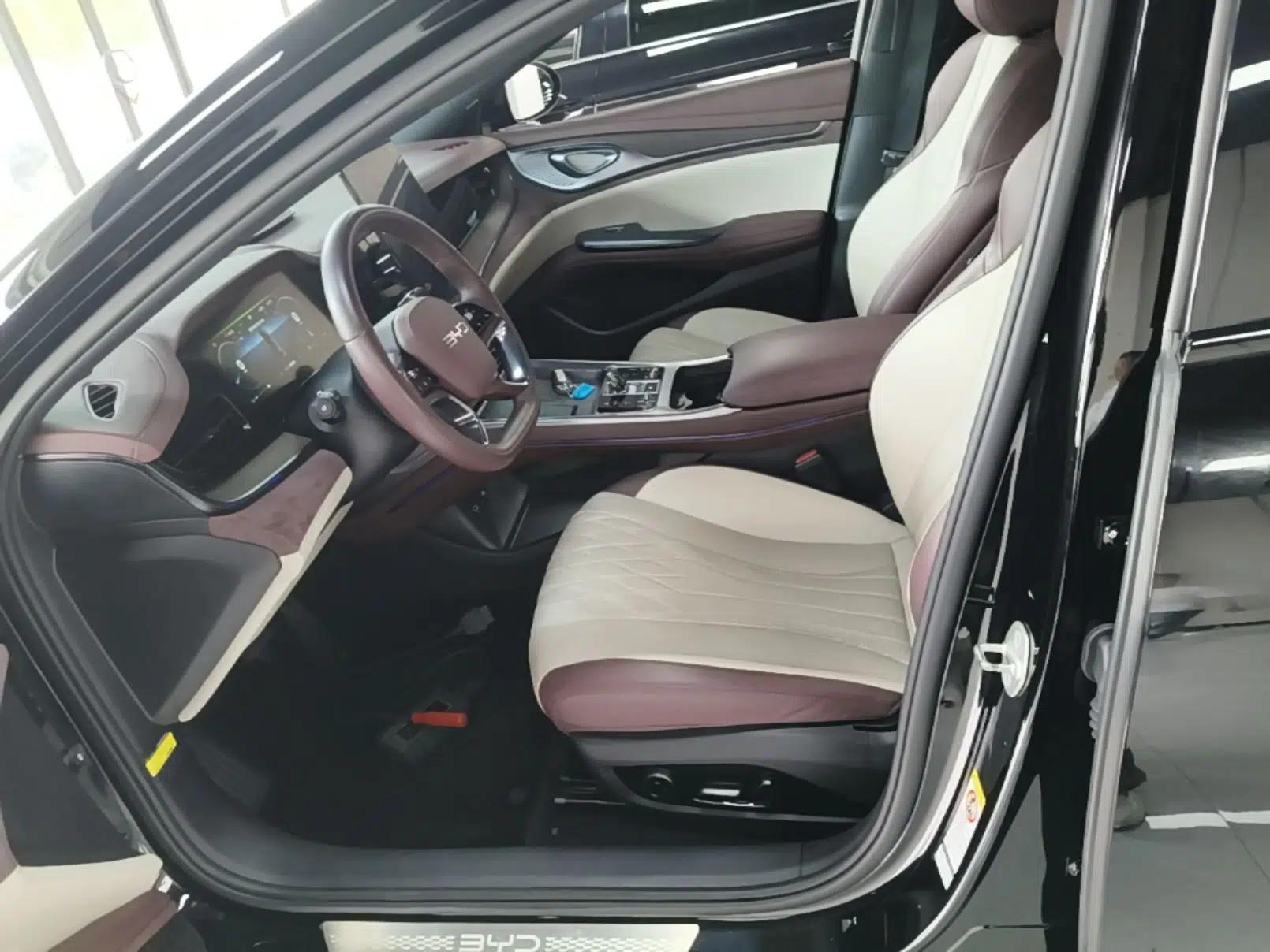 BYD Seal 2023 DM-i 1.5T 121km Flagship Model — миниатюра 18