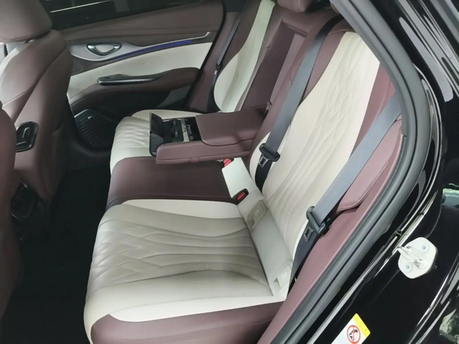 BYD Seal 2023 DM-i 1.5T 121km Flagship Model — миниатюра 20