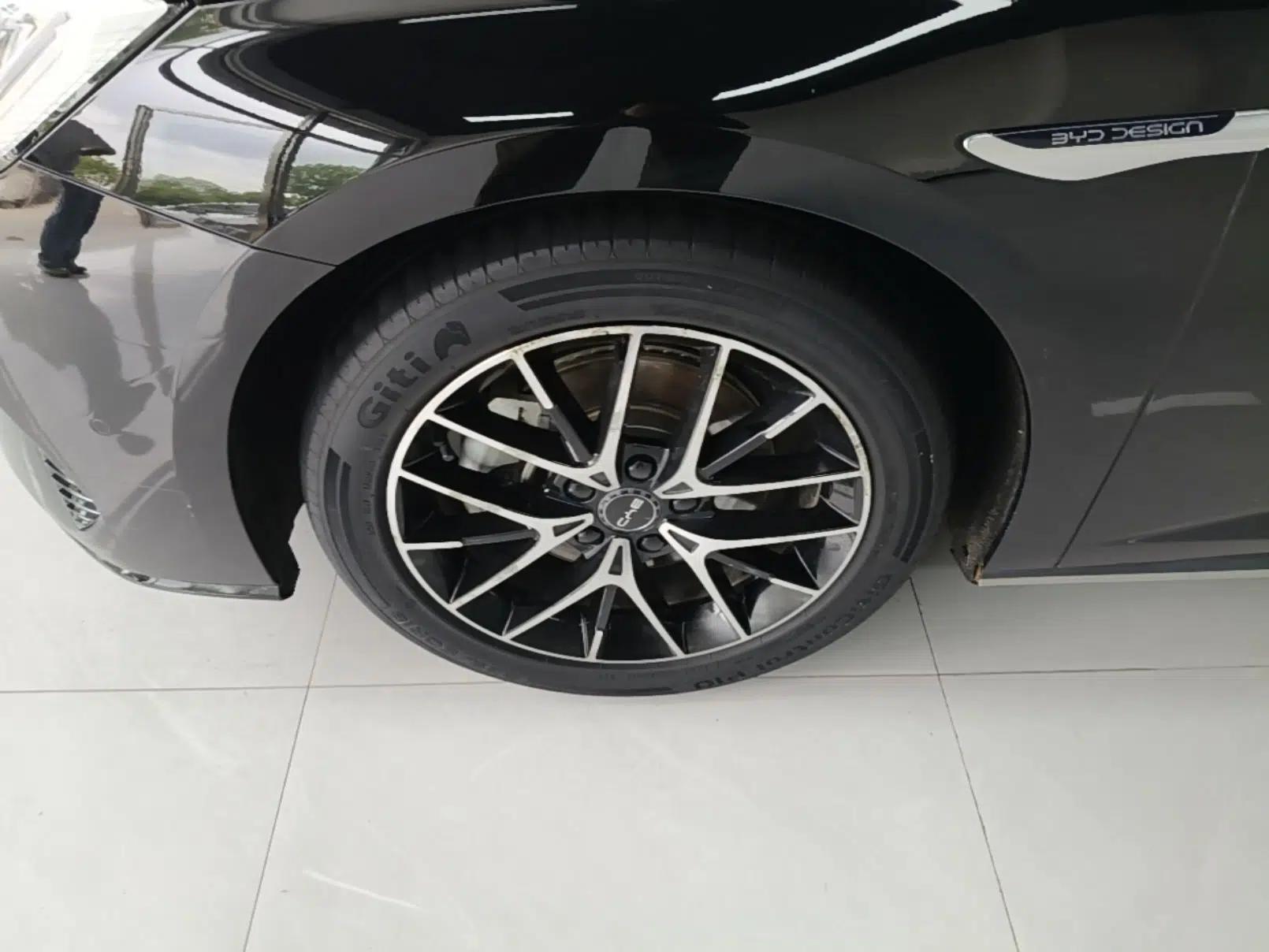 BYD Seal 2023 DM-i 1.5T 121km Flagship Model — миниатюра 8