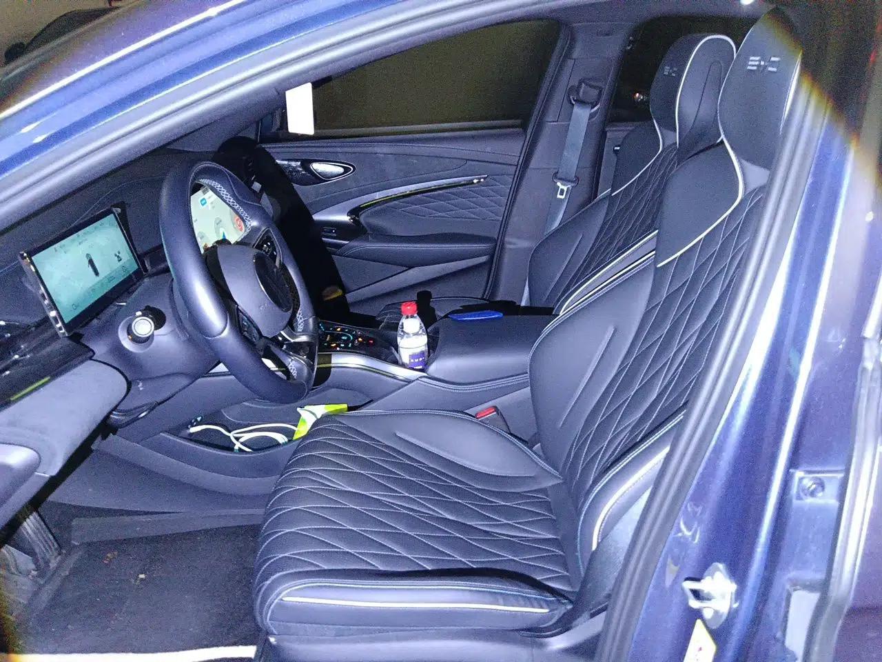 BYD Seal 2022 550 km Standard Range Rear-Wheel Drive Prestige Version — миниатюра 16