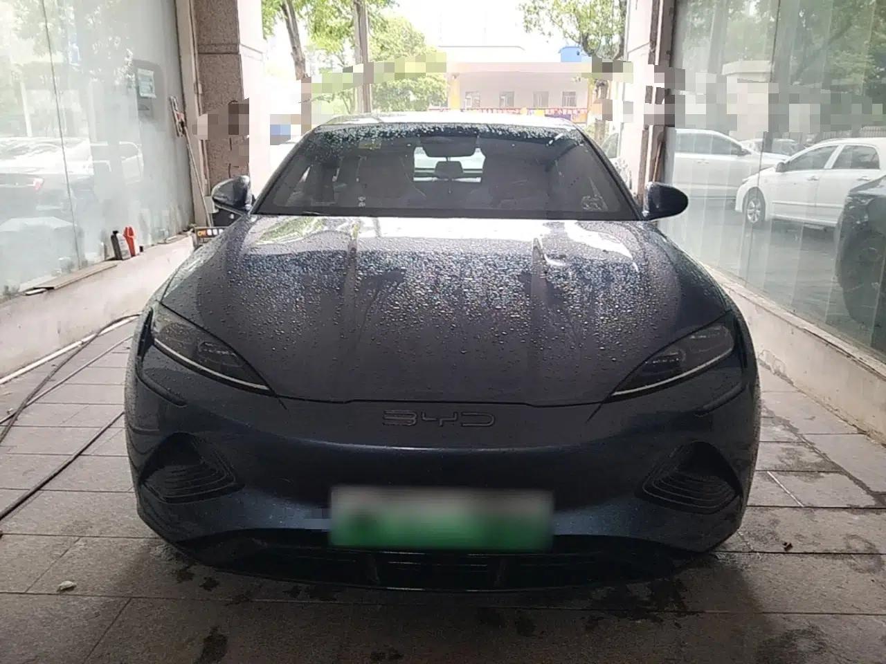 BYD Seal 2022 550 km Standard Range Rear-Wheel Drive Prestige Version — миниатюра 2
