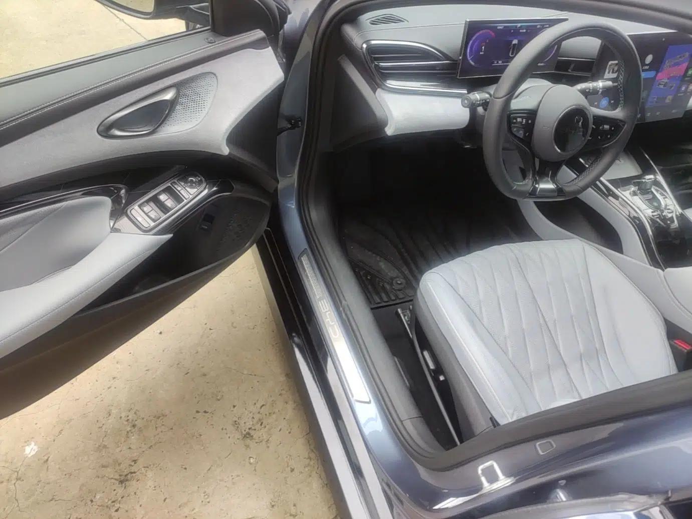 BYD Seal 2022 550 km Standard Range Rear-Wheel Drive Elite Version — миниатюра 18