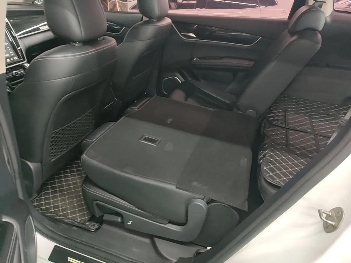 BYD Song MAX 2018 1.5T Automatic Smart Connect Flagship 7-Seater — миниатюра 20