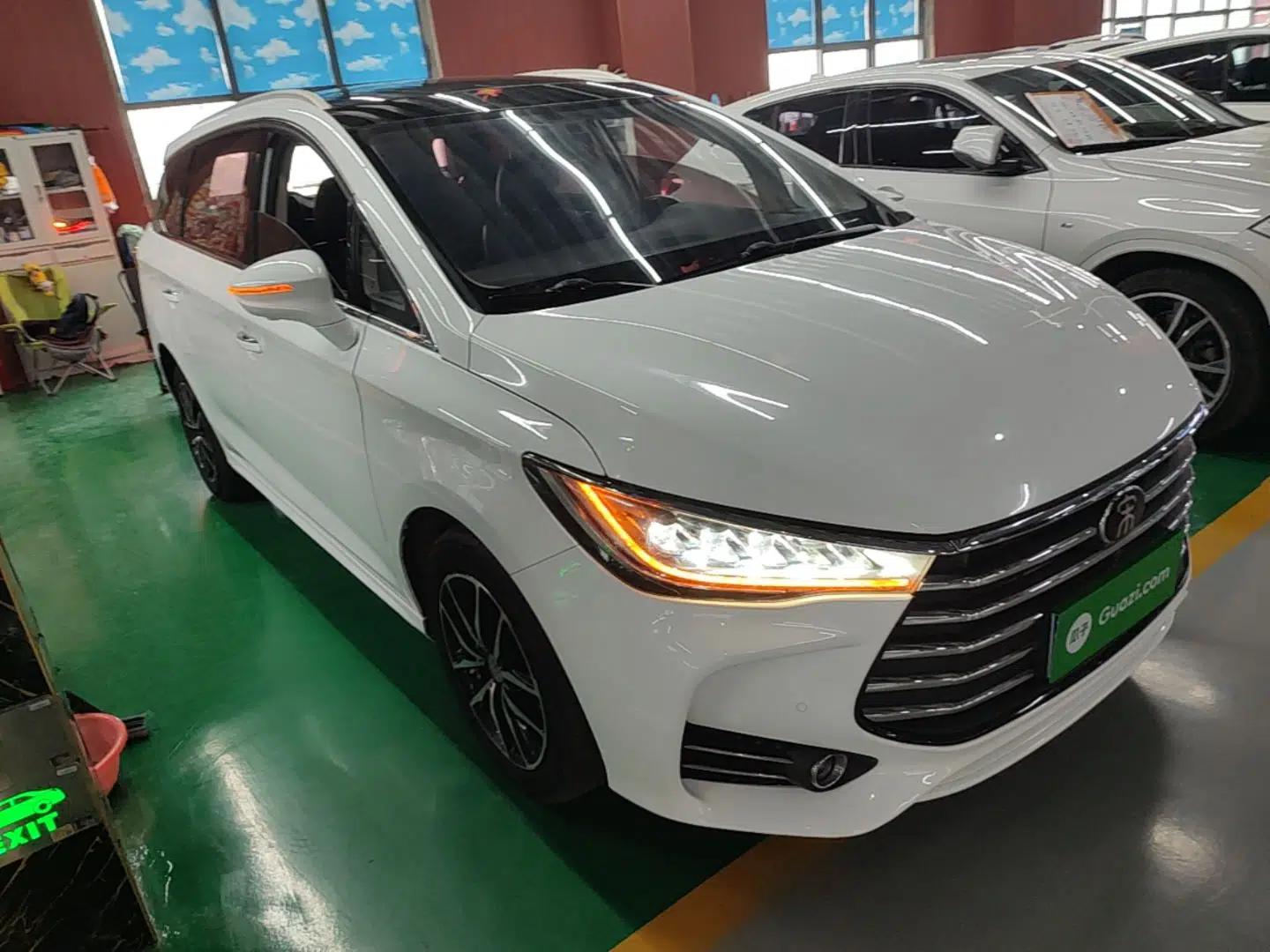 BYD Song MAX 2018 1.5T Automatic Smart Connect Flagship 7-Seater — миниатюра 3